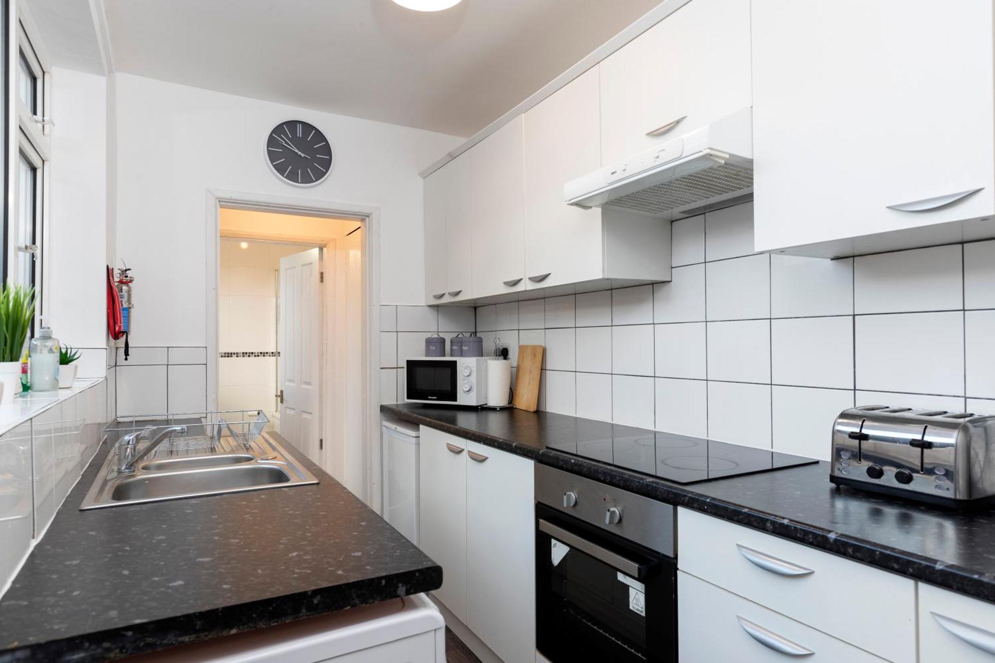 Quiet And Comfy House With 2 Bedrooms And 2 Bathrooms Super Fast Wifi And Crisp Hotel Standard White Linen Hosted By Our Home Short Stays Darlington  Buitenkant foto